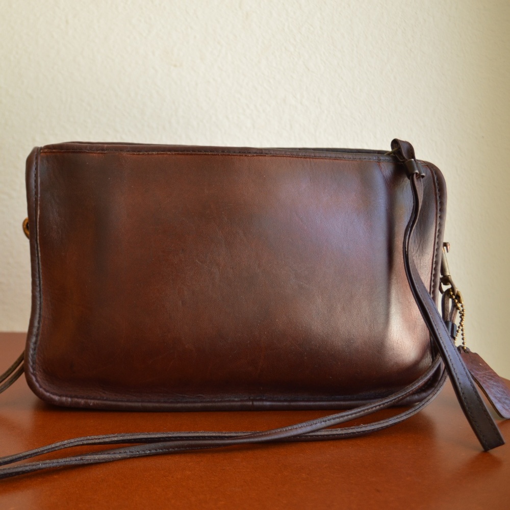 RARE Vintage Coach 1970s NYC Leather Crossbody